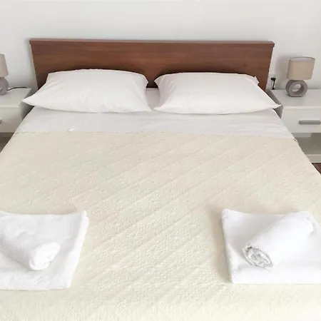 Cosy On The - *