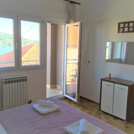 Apartman Cosy On The - *